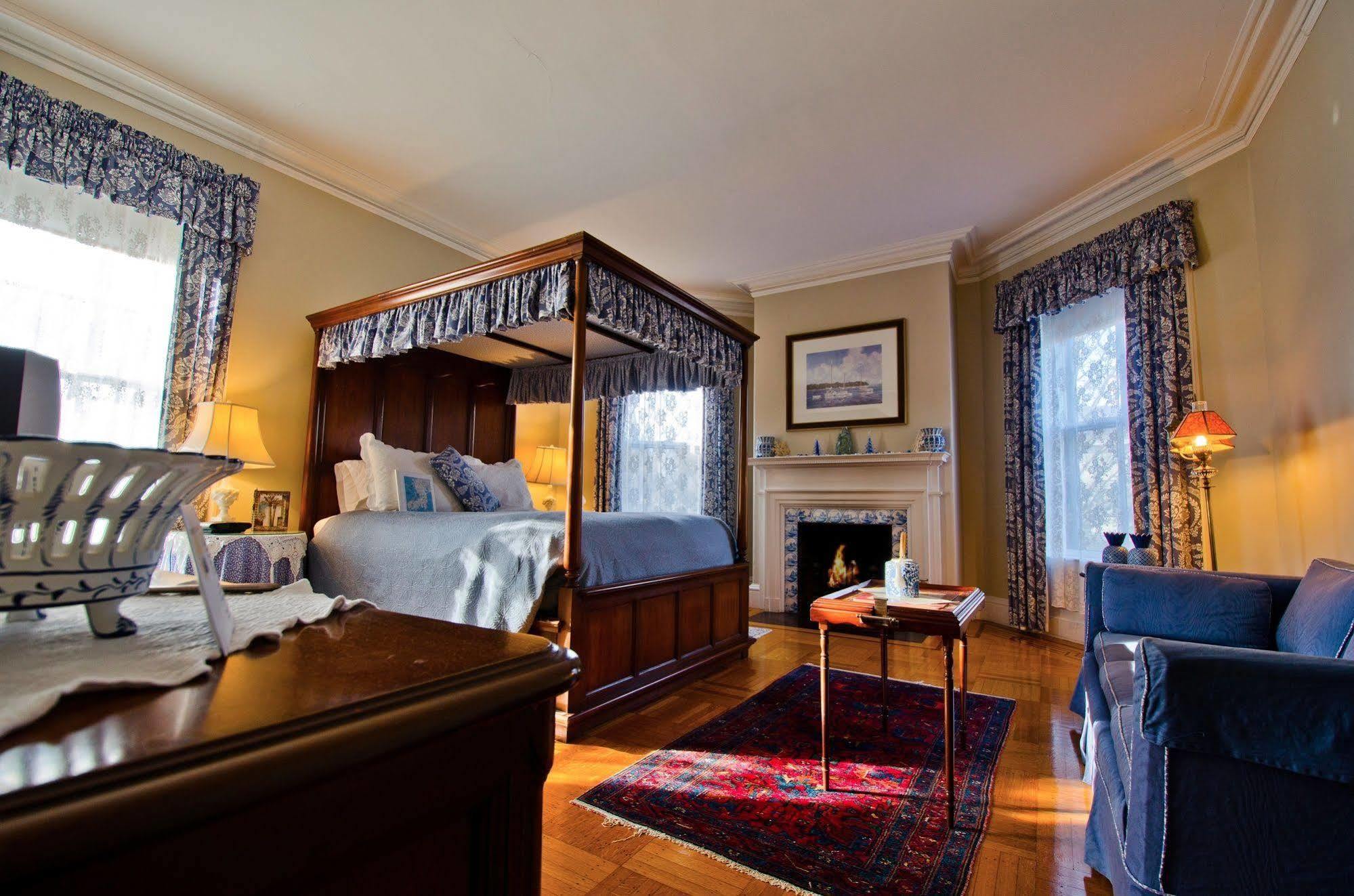 Architects Inn George Champlin Mason Newport Exterior photo